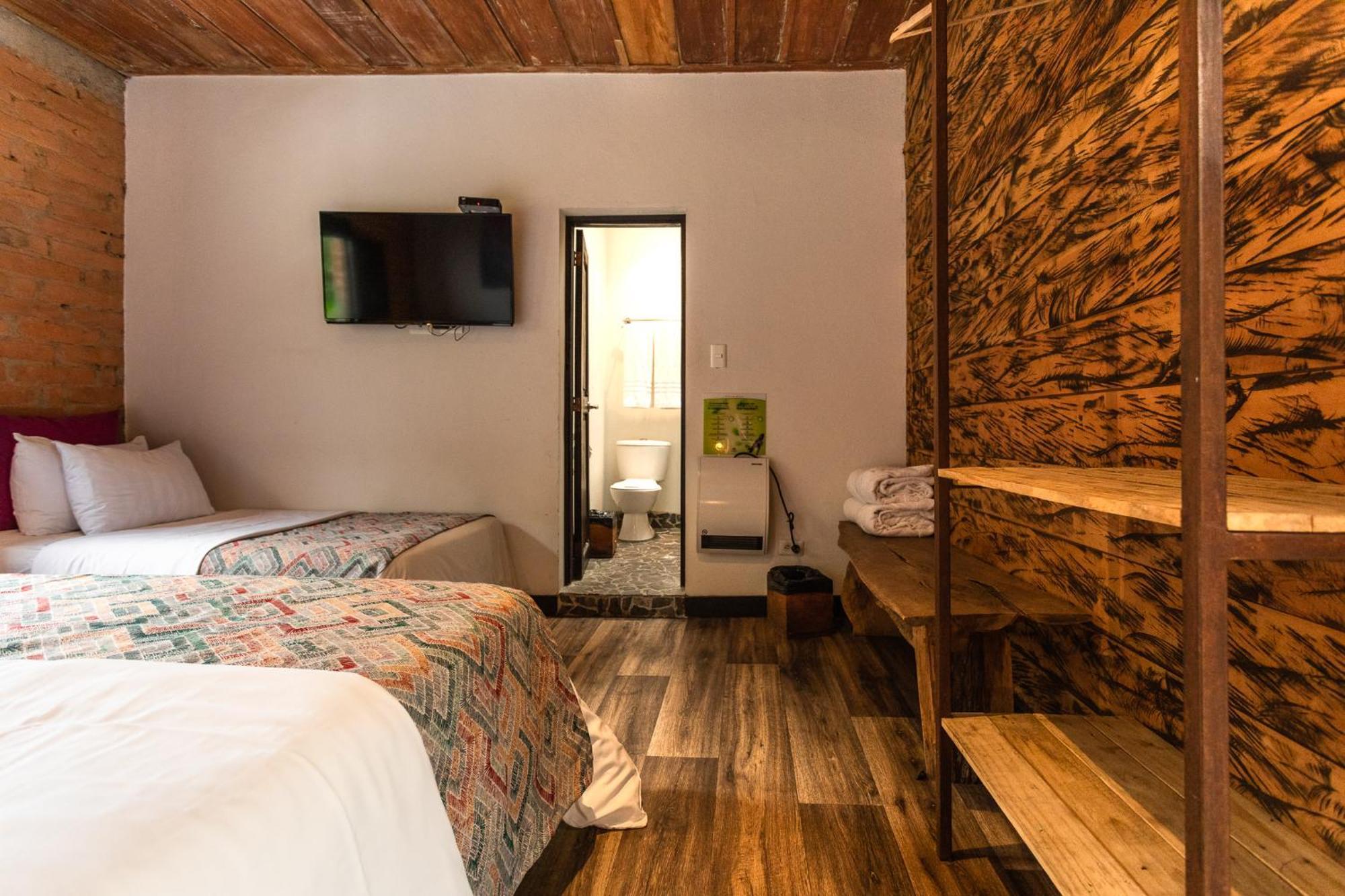 Hotel Termales Del Ruiz Gallinazo  Exterior foto